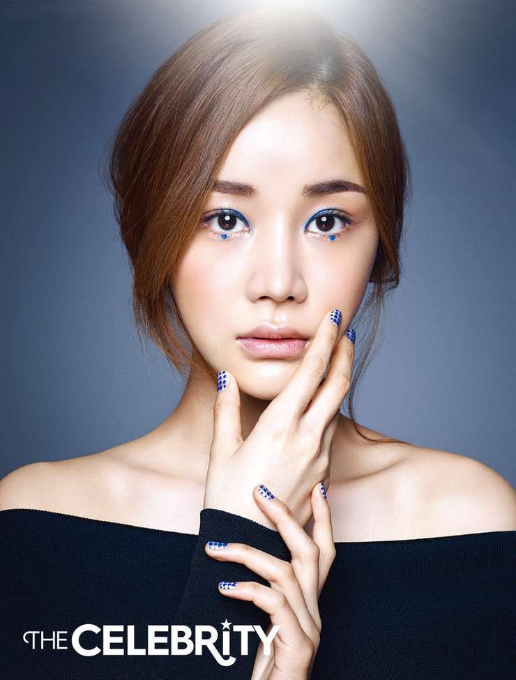 Yoon Jin Yi