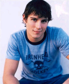 Sean Faris