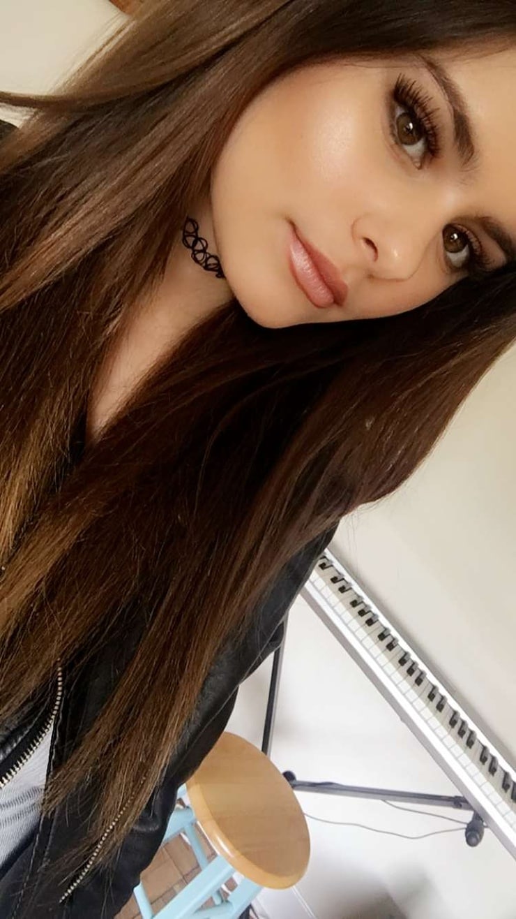 Jacquie Lee