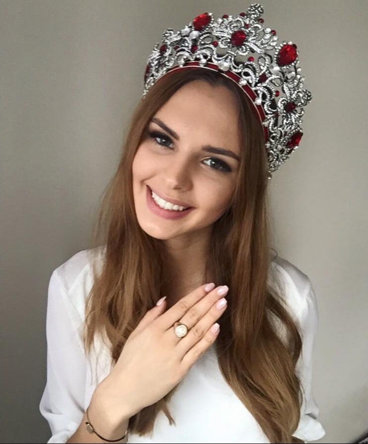 Magdalena Bienkowska Magdalena Bienkowska
