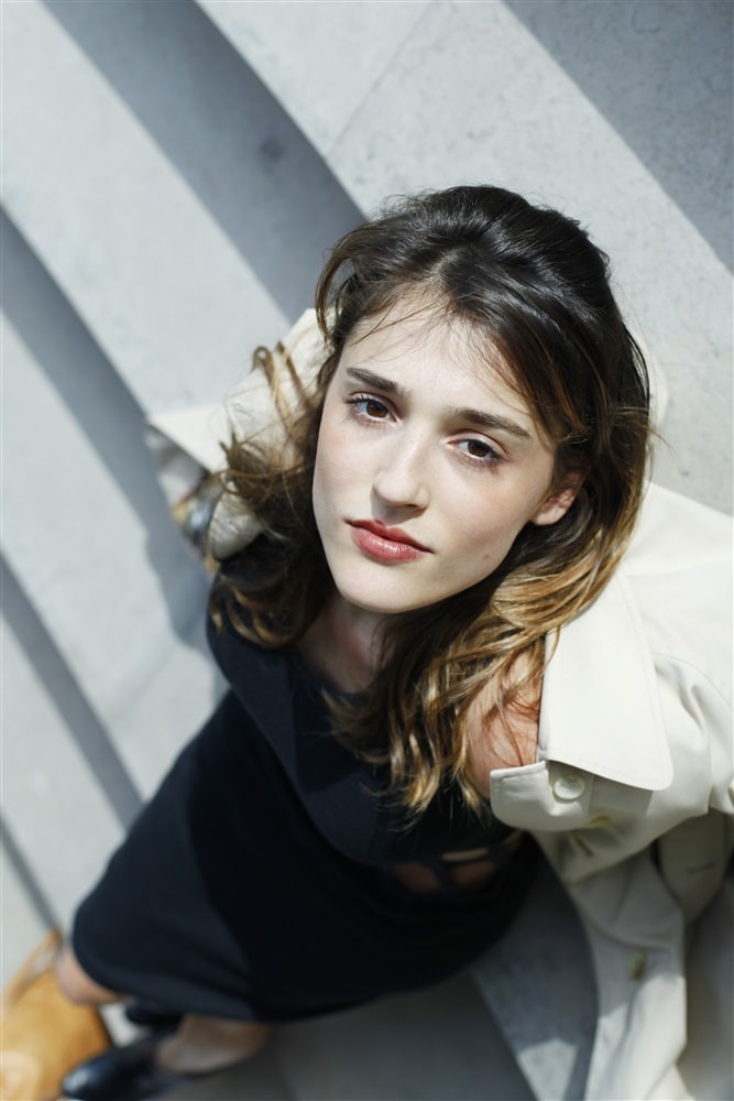 Lola Bessis