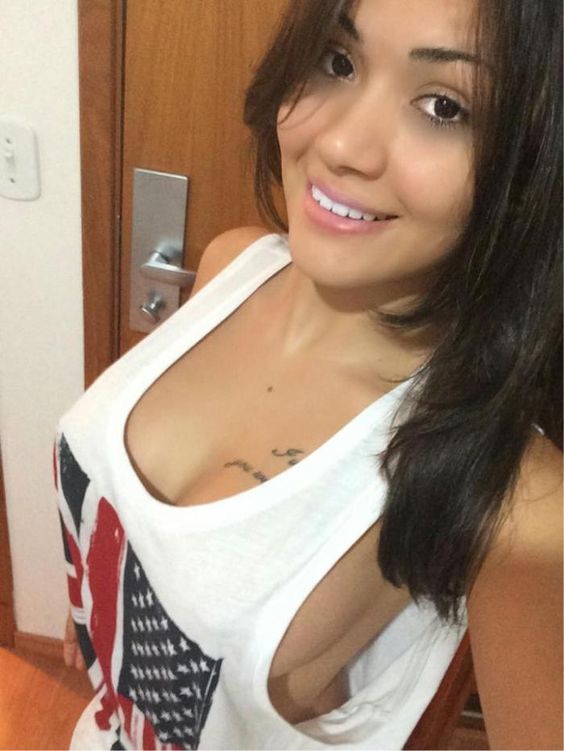 Michellen Cristina Michellen Cristina