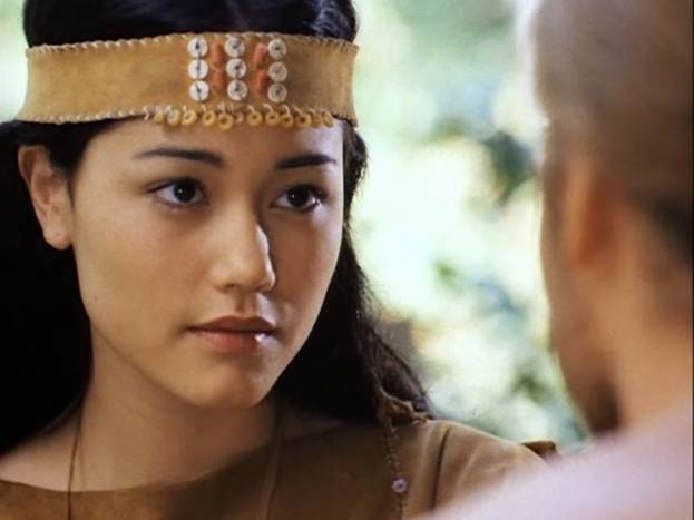 Sandrine Holt