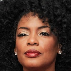 Aunjanue Ellis