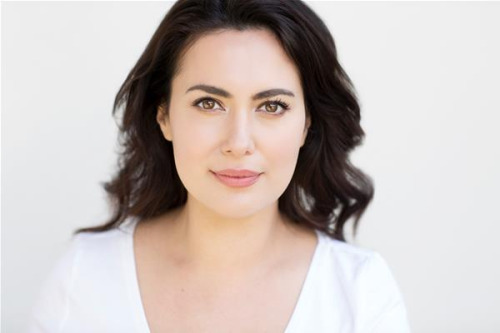 Yasmine Akram