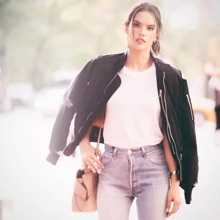 Alessandra Ambrosio Alessandra Ambrosio