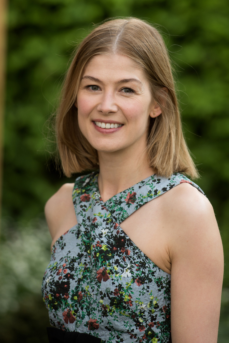 Rosamund Pike