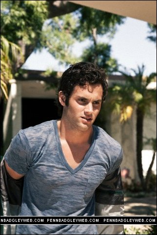 Picture of Penn Badgley