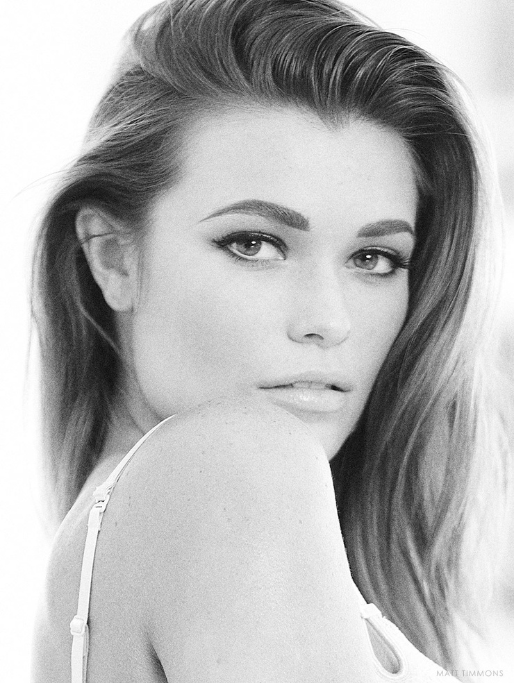 Samantha Hoopes Samantha Hoopes