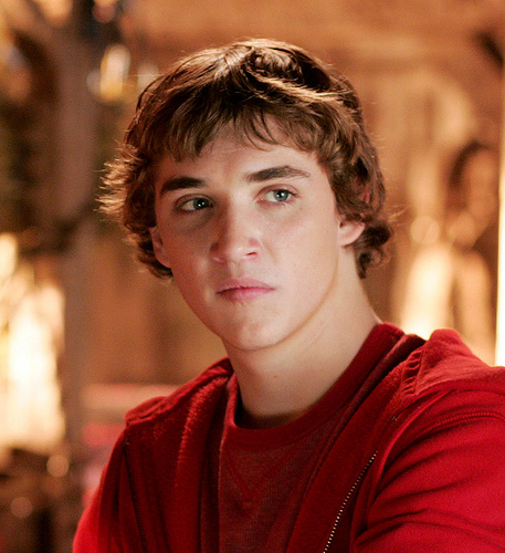 Kyle Gallner Kyle Gallner