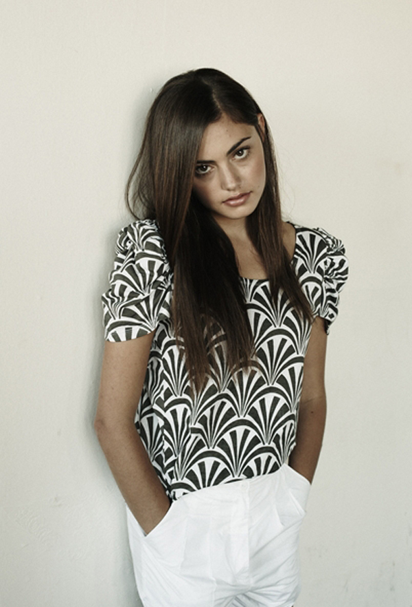 Phoebe Tonkin Phoebe Tonkin