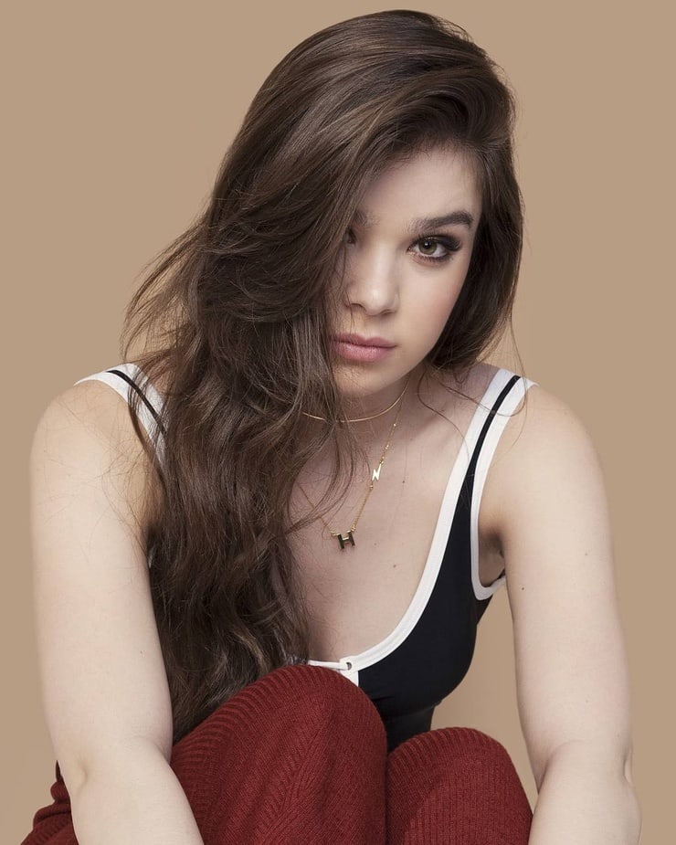 Hailee Steinfeld