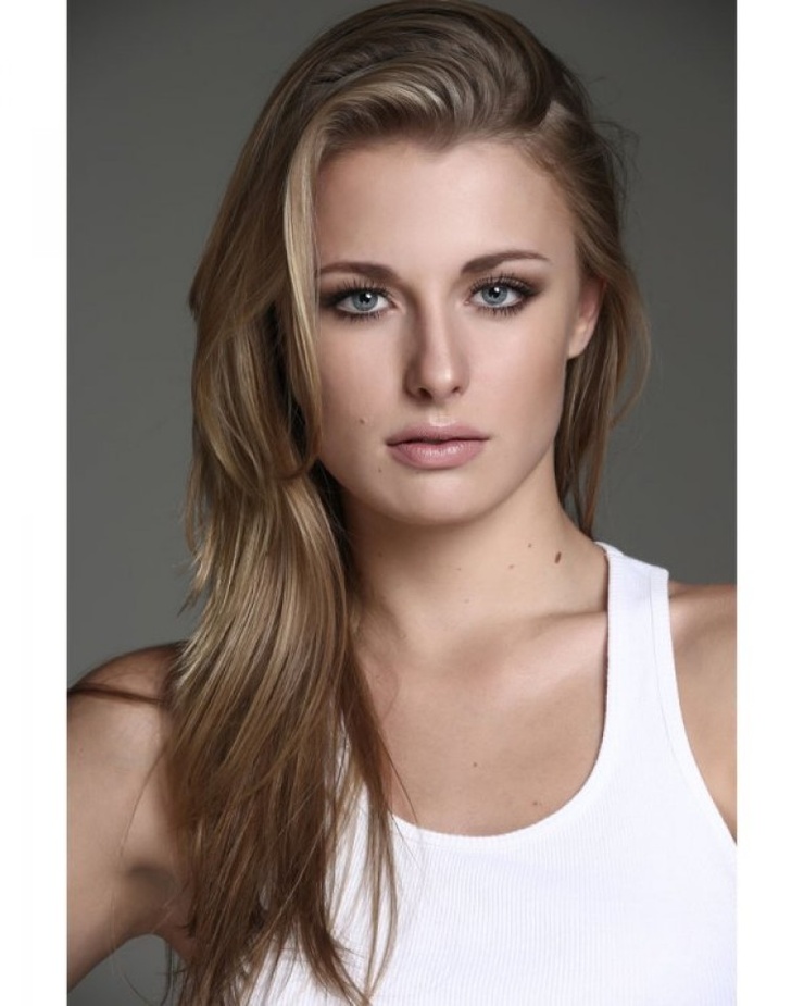 Sasha Schenkel Sasha Schenkel