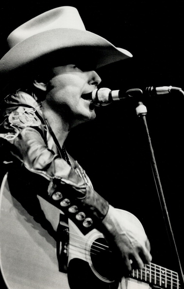 Dwight Yoakam Dwight Yoakam