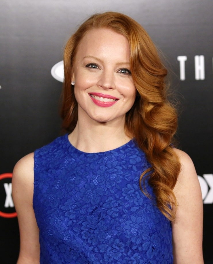 Lauren Ambrose can't hardly