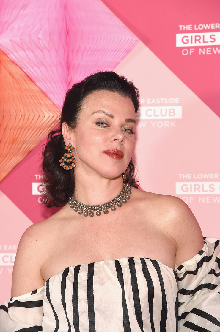 Debi Mazar