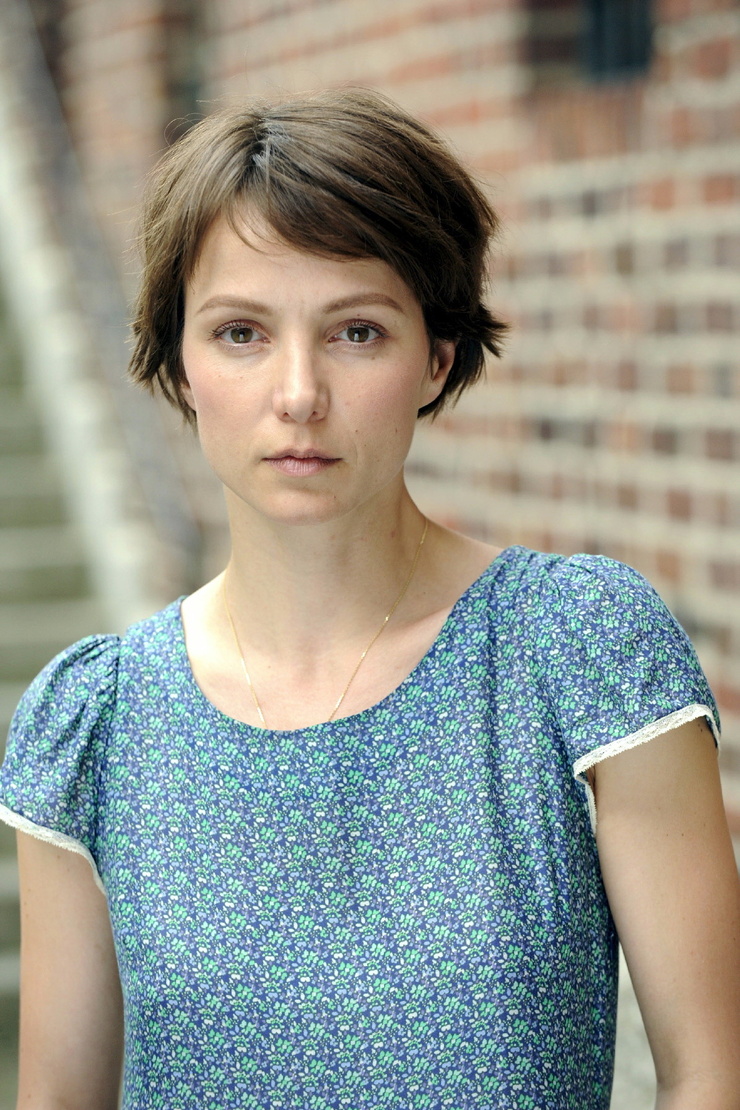 Julia Koschitz Julia Koschitz