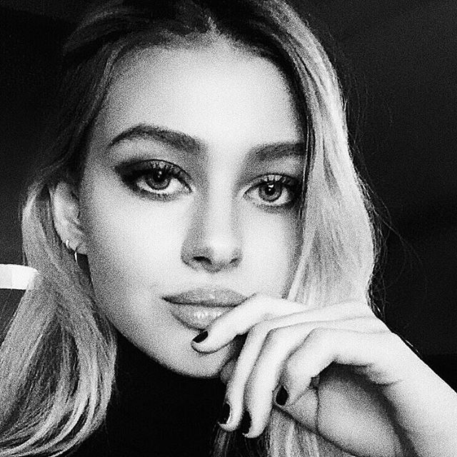 Nicola Peltz Nicola Peltz