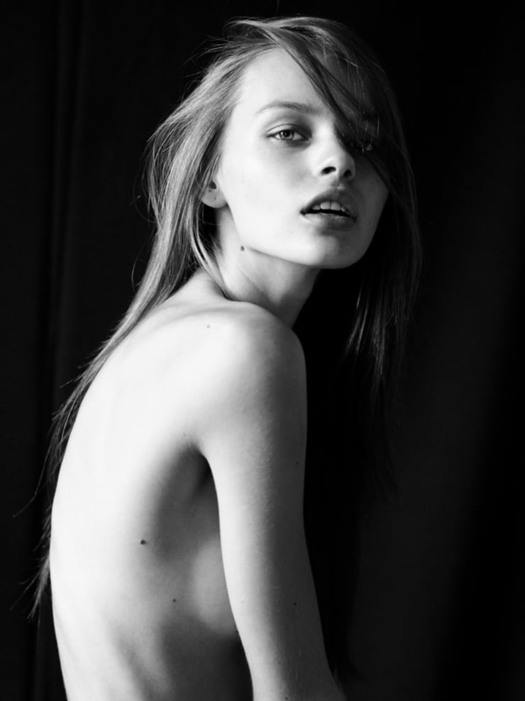 Rosie Tupper Nude Session. 