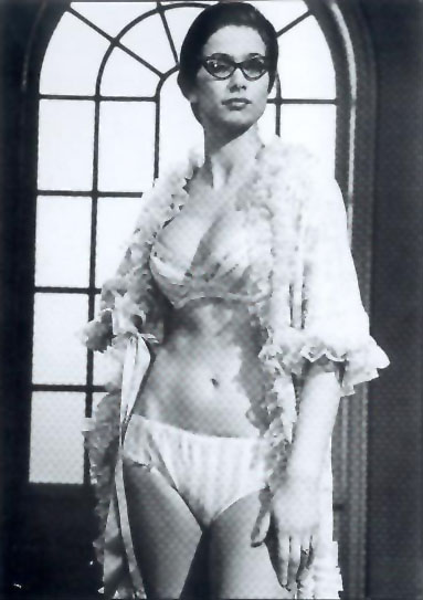 Valerie Leon