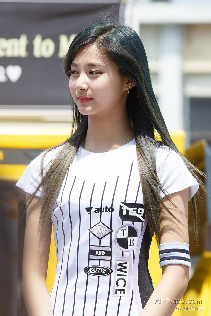 Chou Tzu-yu (Tzuyu)