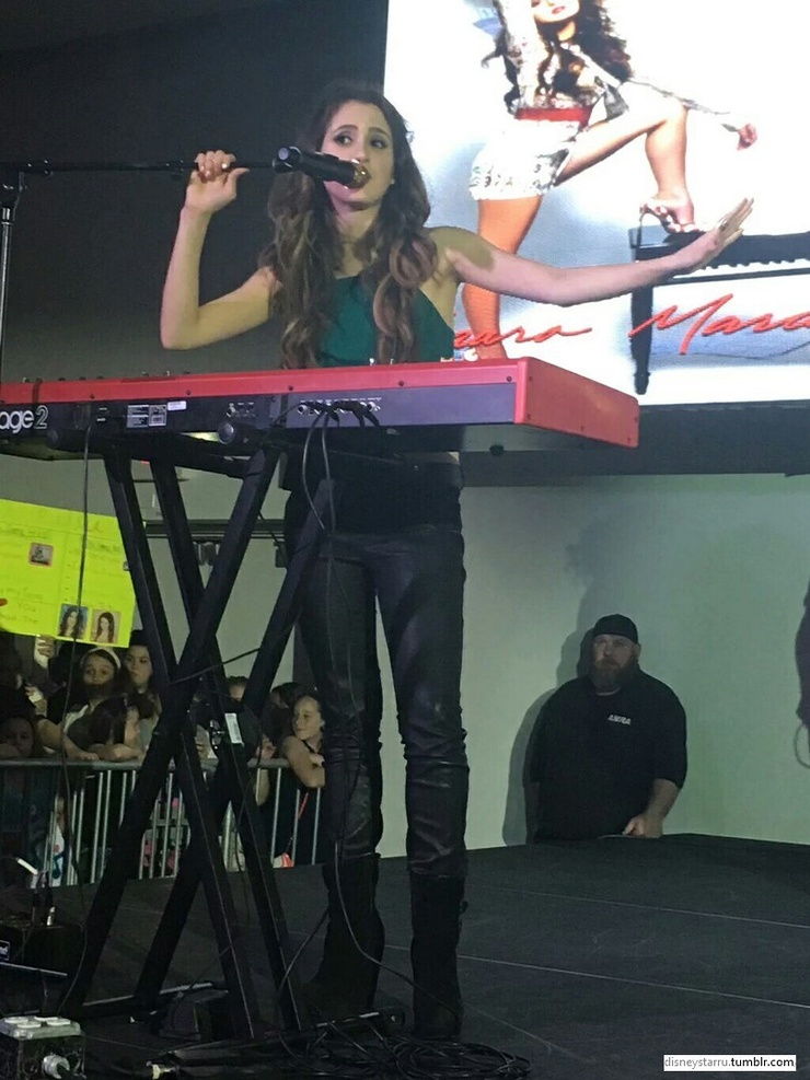Laura Marano