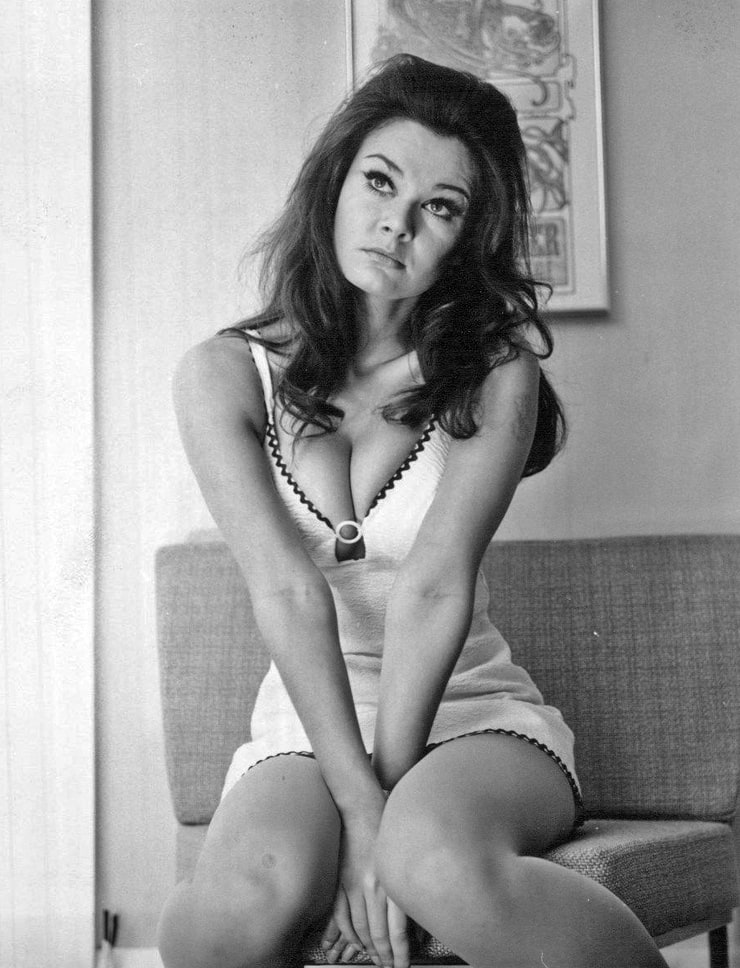 Imogen Hassall