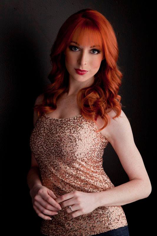 Picture Of Lisa Foiles