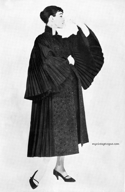 Ivy Nicholson