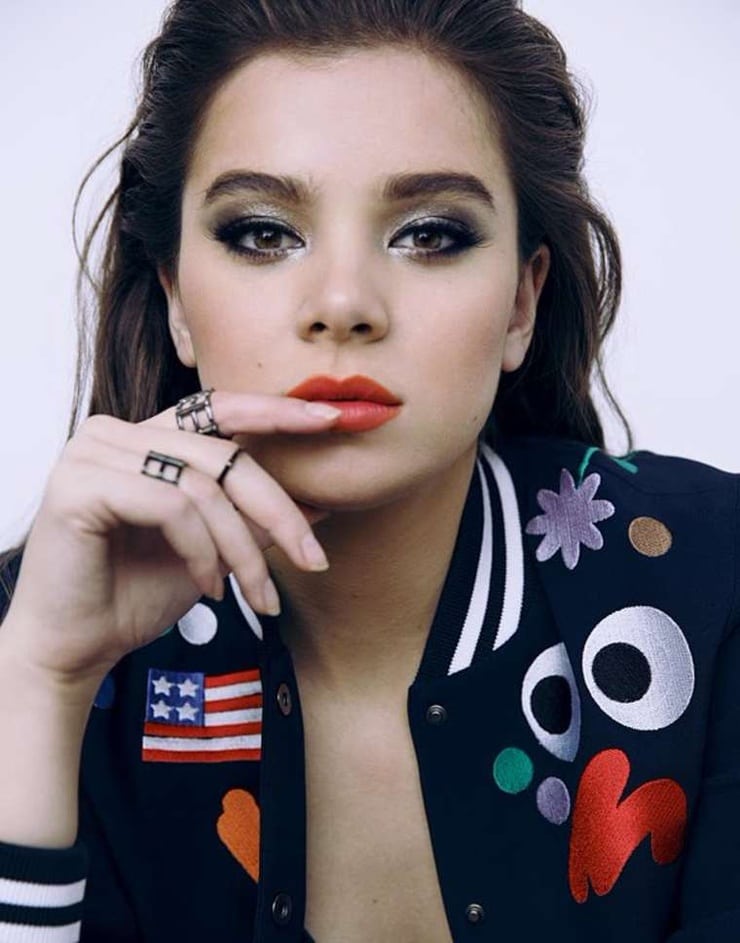Hailee Steinfeld Hailee Steinfeld