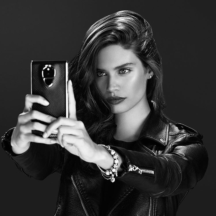 Sara Sampaio