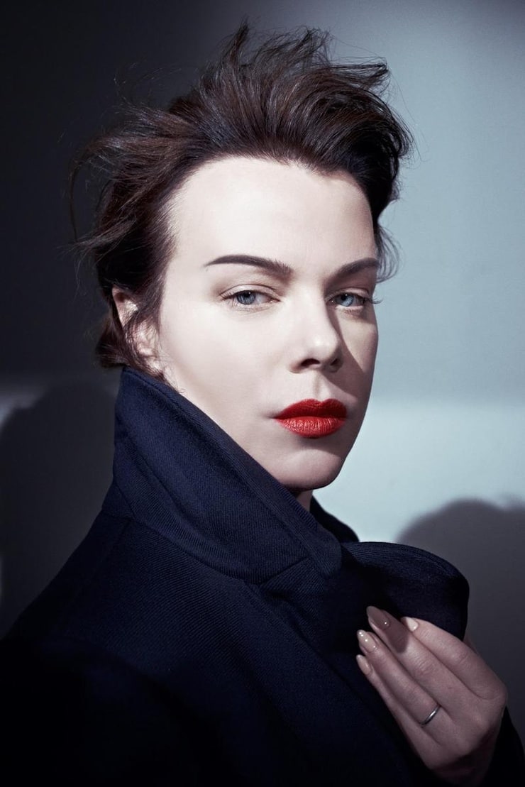 Debi Mazar