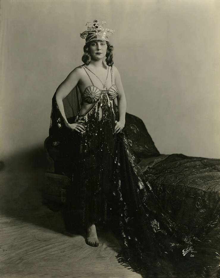 Dorothy Dalton Dorothy Dalton