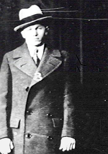 Lester M. 'Baby Face Nelson' Gillis