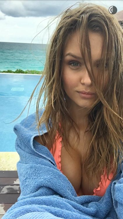 Josephine Skriver Josephine Skriver