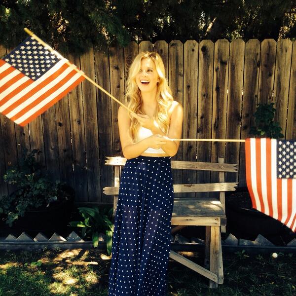 Caroline Sunshine Caroline Sunshine