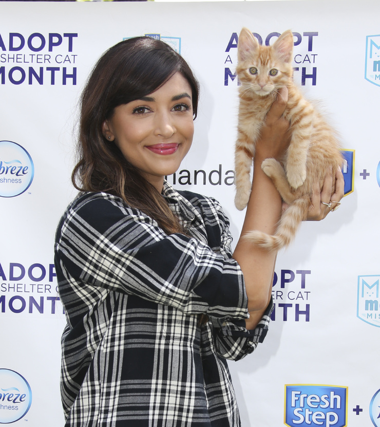 Hannah Simone