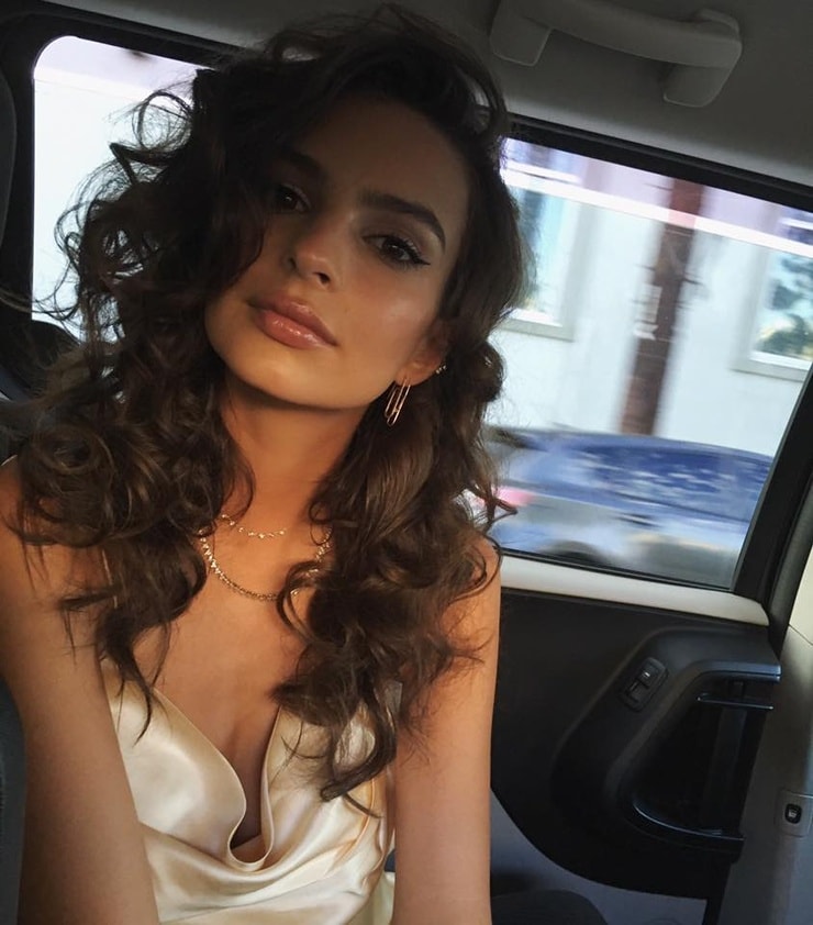 Emily Ratajkowski Emily Ratajkowski