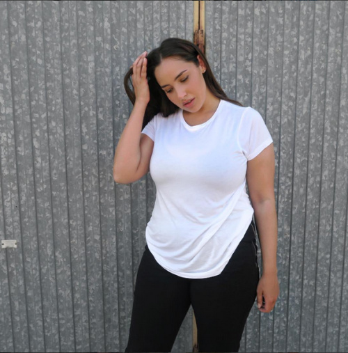 Jada Sezer