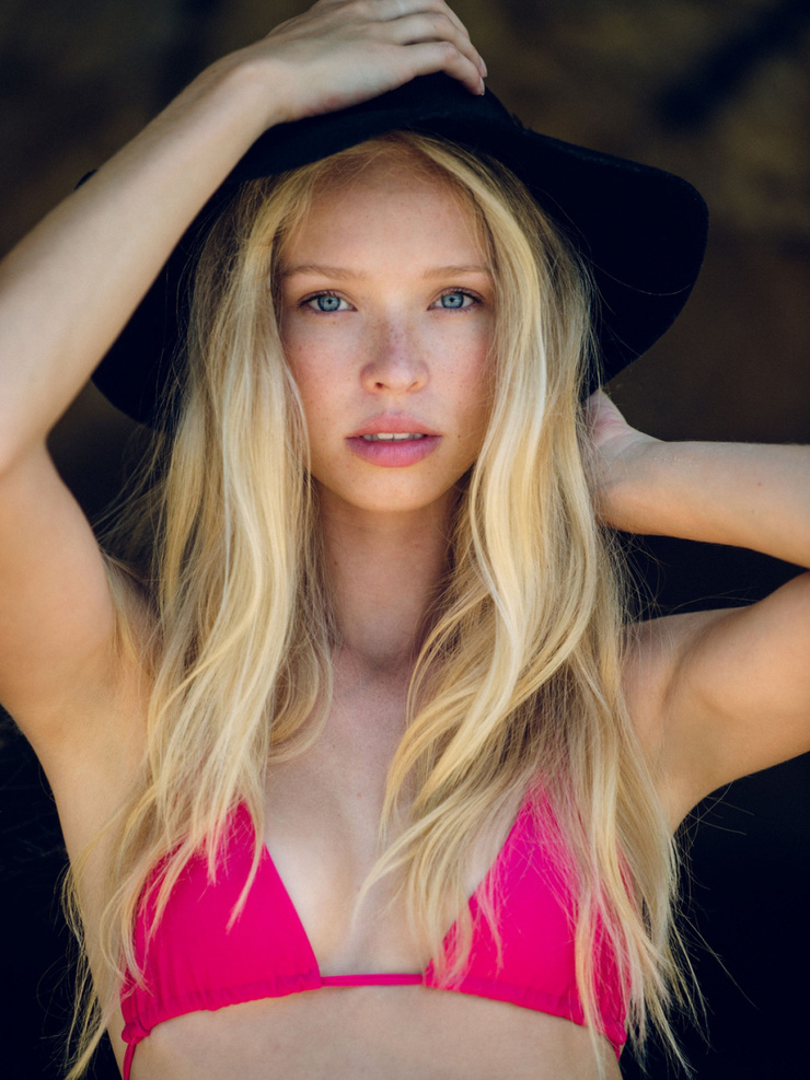Emma Bartlett Emma Bartlett