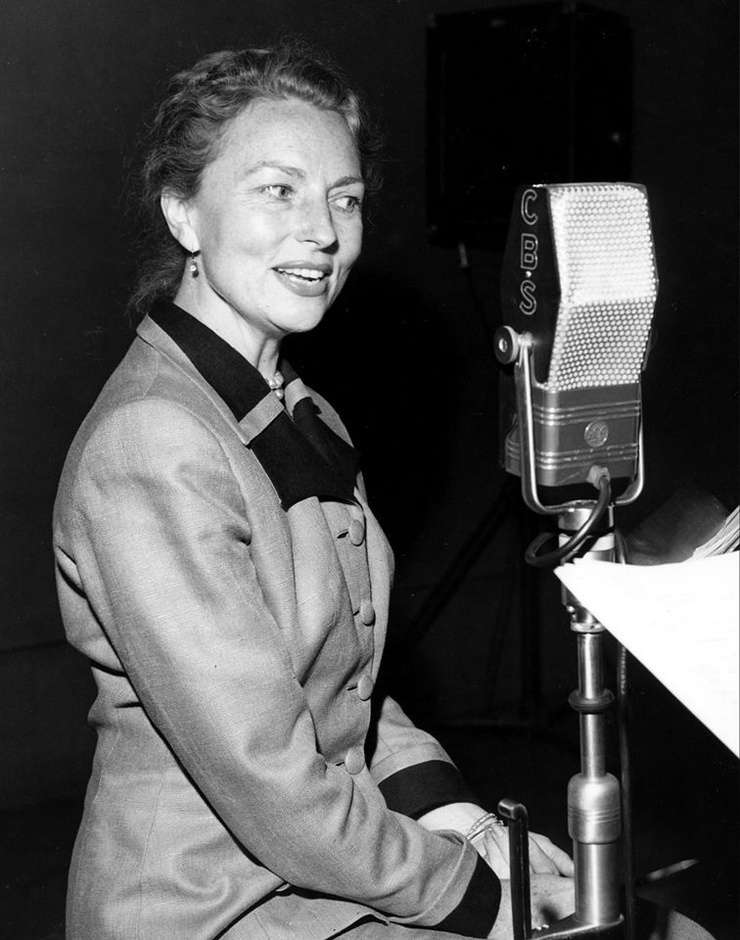 Agnes Moorehead Agnes Moorehead