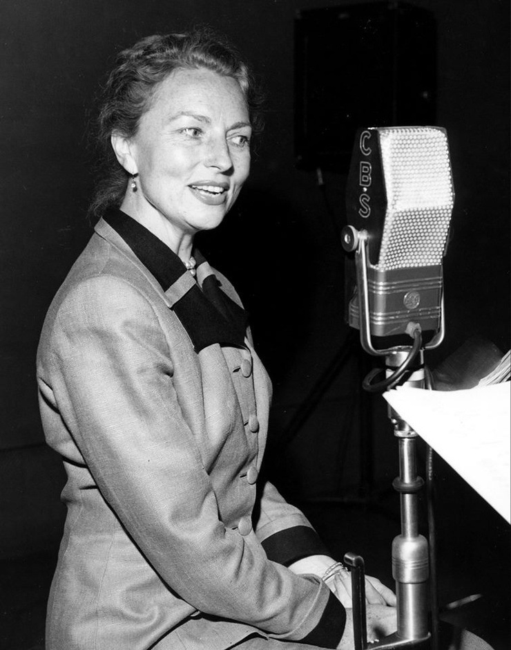 Agnes Moorehead