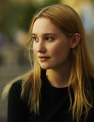 Déborah François