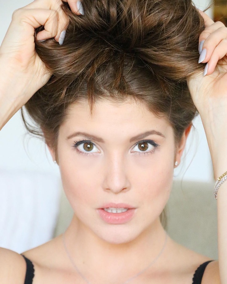 Amanda Cerny Amanda Cerny