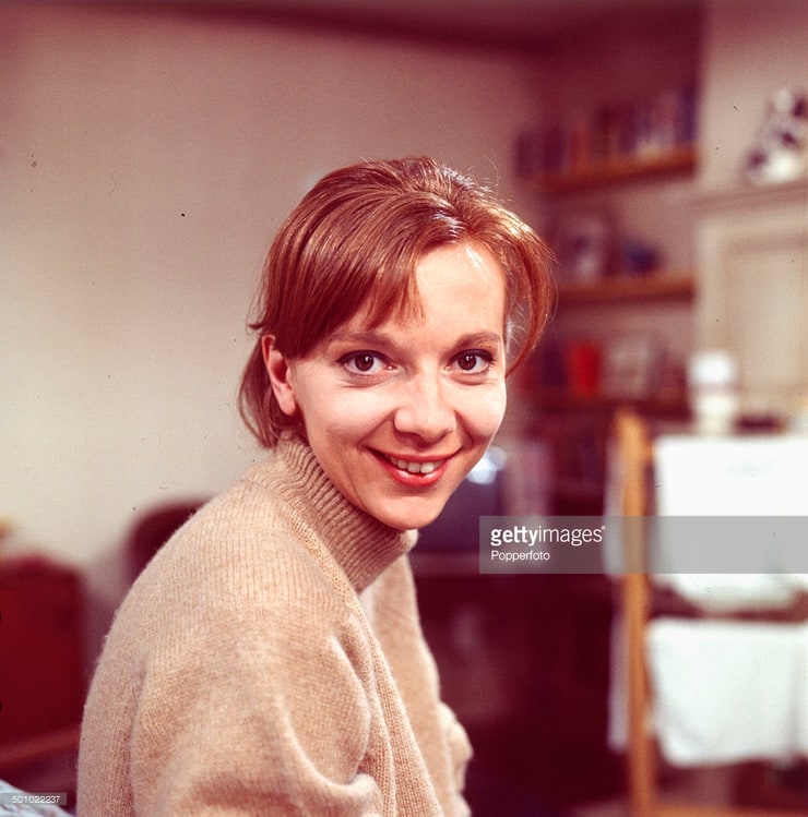 Anna Massey