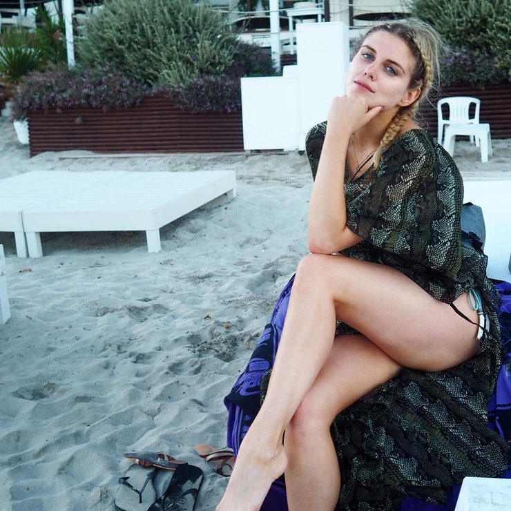 740full-ashley-james.jpg