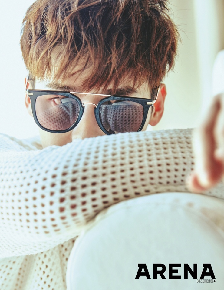 Jong Suk Lee