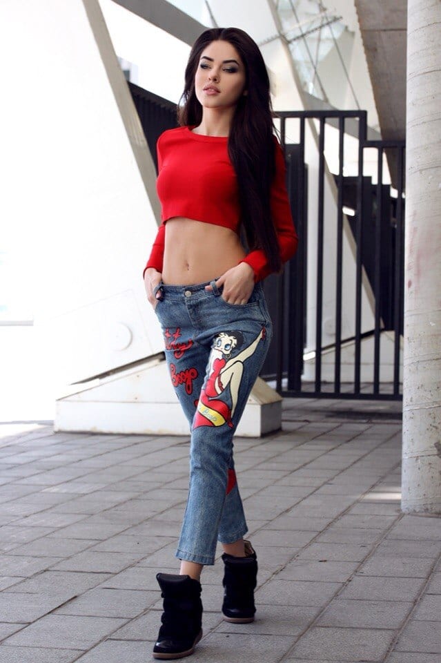 Lera Lontsova Lera Lontsova