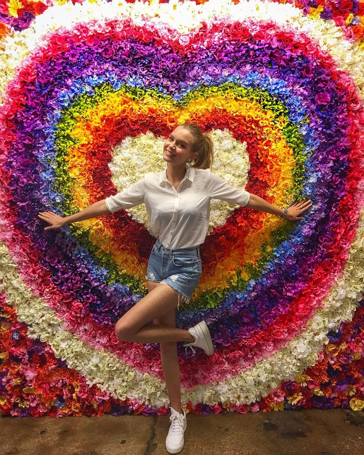 Josephine Skriver Josephine Skriver