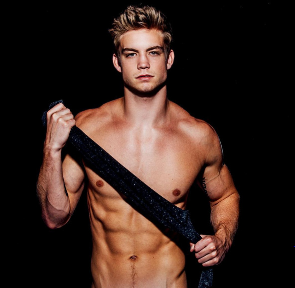 Dustin McNeer